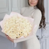 Букет из 51 белой розы (Кения) 40 см в Тюмени